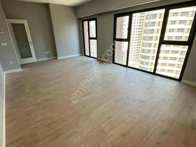 Emlak Konut Fikirtepe 16.etap Kiralık 3+1