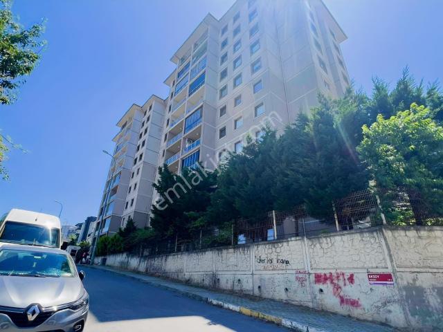 Emlak Konutlarında Kiralık Ful Şehir Manzaralı 3+1 Eşyalı Daire