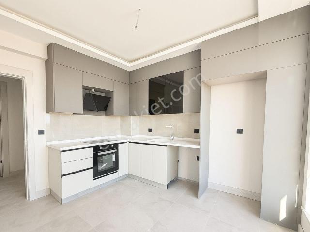 Emlak Mülk'ten Yapracık Bölgesinde 2 Bloklu Sitede Kiralık Daire