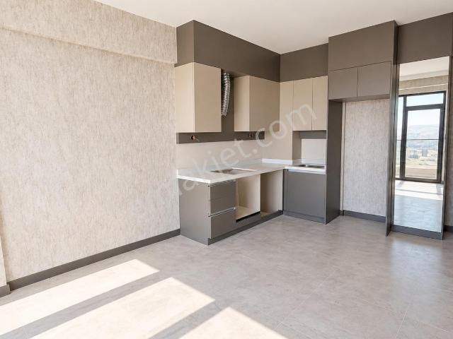 Emlak Mülk'ten Yapracık Bölgesinde Sitede Kiralık Daire