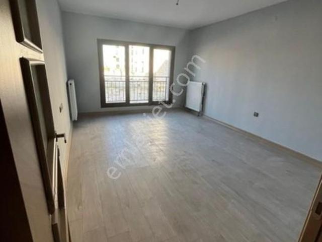 Emlak Odam'dan Eskil Merkez'de Toki İkizce Yolun'da Kiralık 2+1