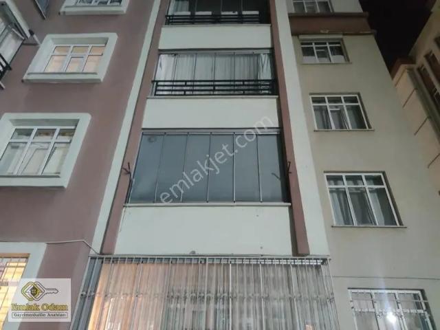 Emlak Odam'dan Sedirler Mahallesin'de Geniş Satılık 3+1 Daire