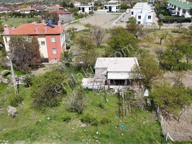Emlak Ofisimden Erenköy Mah.de 882 M2 Evli Bağ