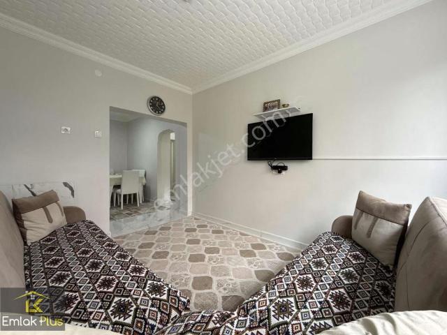 Emlak Plus'tan Merkezde Full Yapılı 2+1 Daire