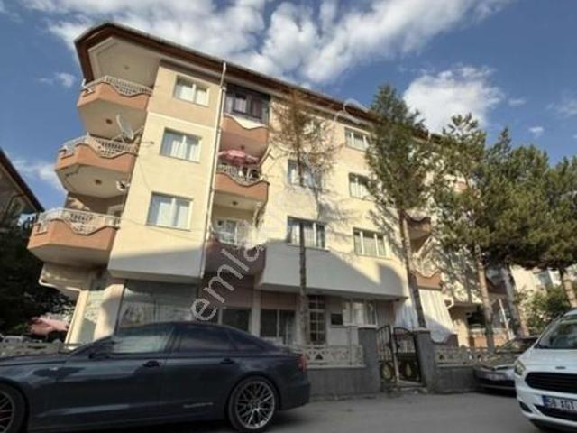Emlak Plus'tan Akdeğirmen'de Fırsat 3+1 Daire