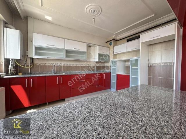Emlak Plus'tan Çarşı İçi Dublex Daire