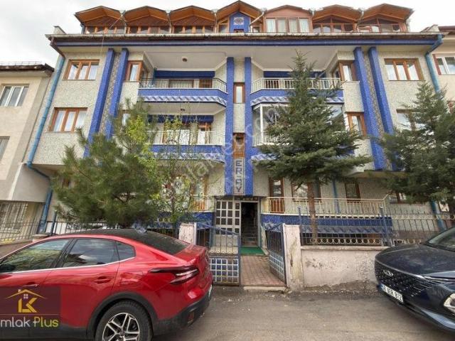 Emlak Plus'tan Çarşı İçi Satılık 3 + 1 Daire