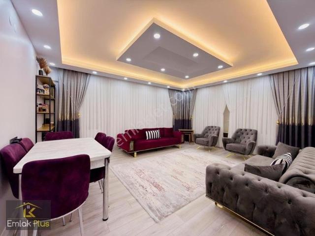 Emlak Plus'tan Huzur Mahallesinde Satılık Fırsat Daire