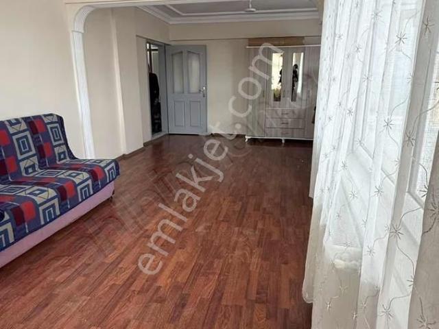 Emlak Plus'tan 2+1 Ana Cadde Üzeri Yapılı Masrafsız Fırsat Daire