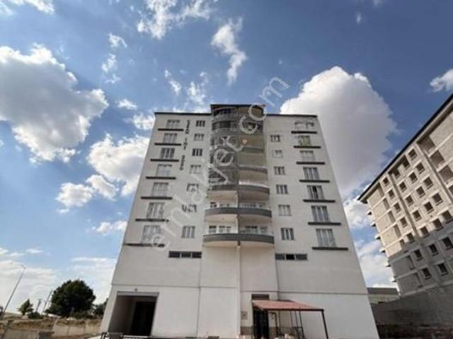 Emlak Plus'tan 3.5+1 Kiralık Masrafsız Fırsat Daire