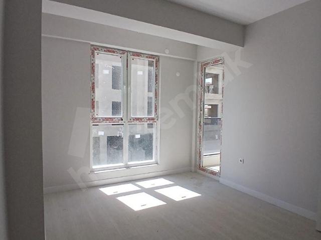 EMLAKNOMİDEN HAMİDİYE MAHALLEİSNDE SATILIK 1+1 SIFIR APART