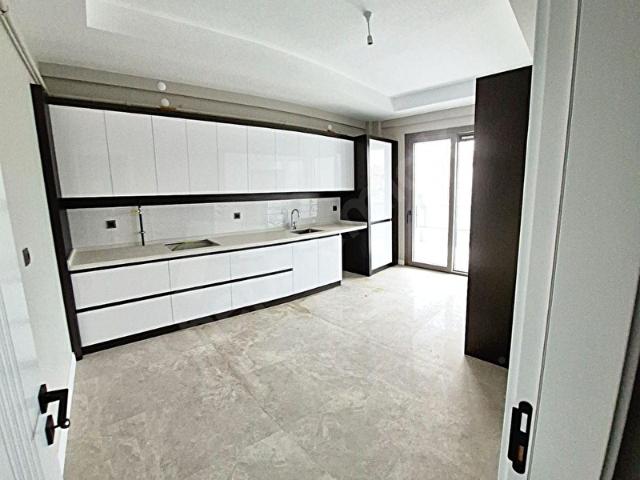 EMLAKNOMİ'den SÜMER MAHALLESİNDE SATILIK 3+1 DAİRE