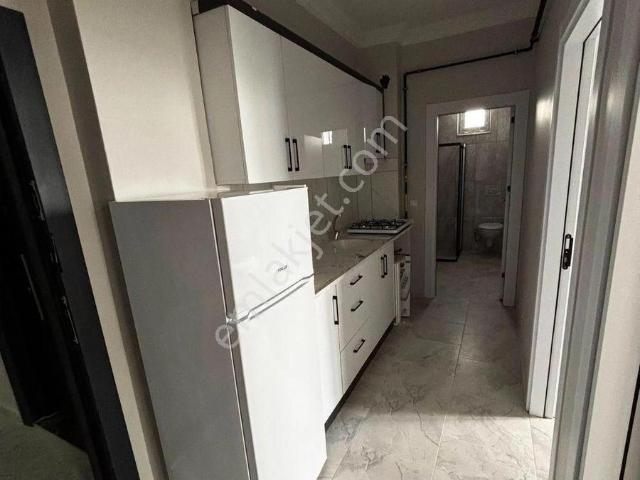 Emlaknomi'den Hastane Karşısında 1+1 Bağımsız Mutfak Sıfır Eşyalı Kiralık Apart
