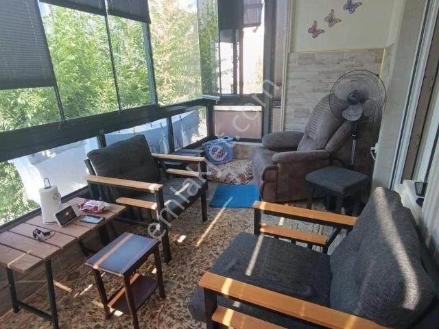Emlaknomi'den Nefise Sultan Mah.3+1 Arakat Masrafsız 140m2 Cam Balkon Panjur Klima Duvar Kağıt