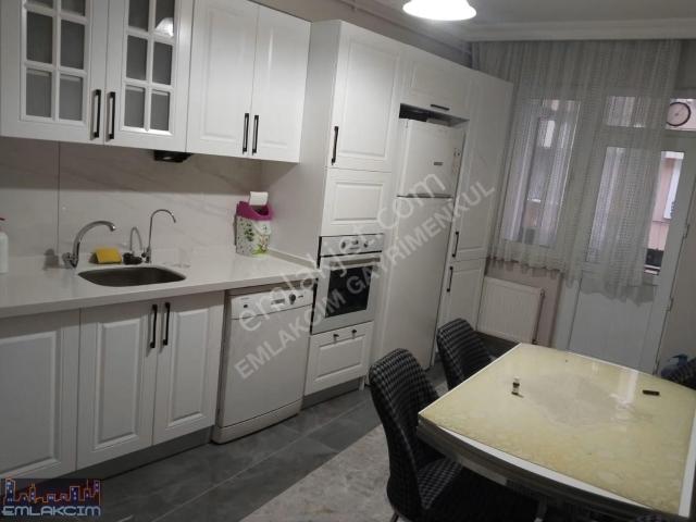 Emlakcımdan Yeni Mah.de Bakımlı Asansörlü 3+1 Dairemiz