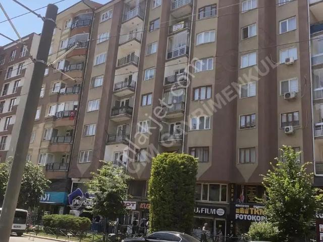 Emlakcımdan Espark Yanında 2+1 Ortak Garajlı Satılık Daire