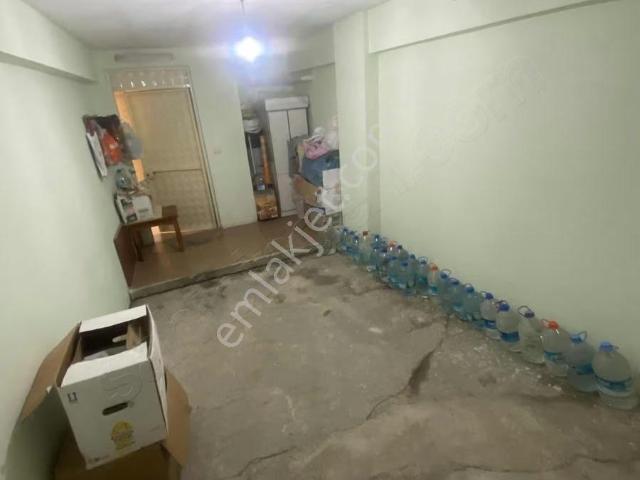 Emlakcımdan Merkez Yeni Mah.özel Garajlı Köşe 3+1 İskanlı