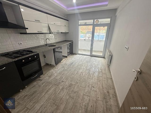 EMLAKCİTY'DEN AKARBAŞI'NDA SATILIK 2+1 DAİRE BU8