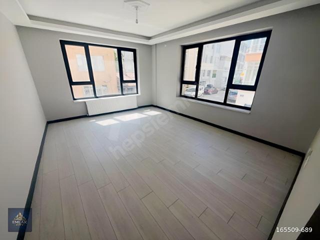 EMLAKCİTY'DEN KUMLUBEL MAH. SATILIK LÜKS 2+1 DAİRE BU14