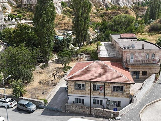 EMLAKKENT GÖREMEDE 60 ODALI OTEL YAPIMANA UYGUN KİRALIK ESKİ EV