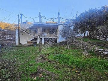 Emlakparktan Silifkeye Yakın Bahçeli Köy Evi