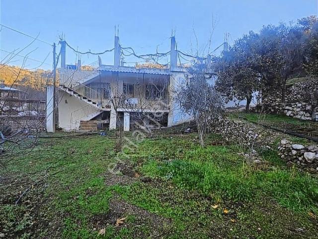 Emlakparktan Silifkeye Yakın Bahçeli Köy Evi