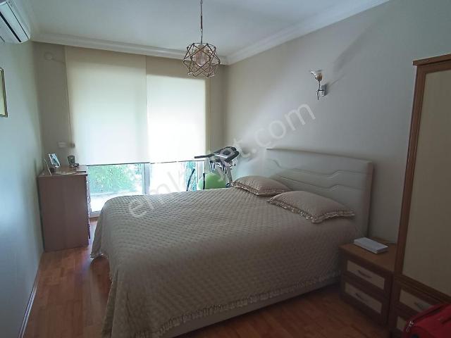 Emlaksepeti48 Gayrimenkul Ofisinden,beldibinde Kiralık 4+1 150m²