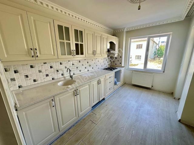 Emlakyumdan Zernişan Vakkas Civarı Kiralık 2+1 Yeni Daire
