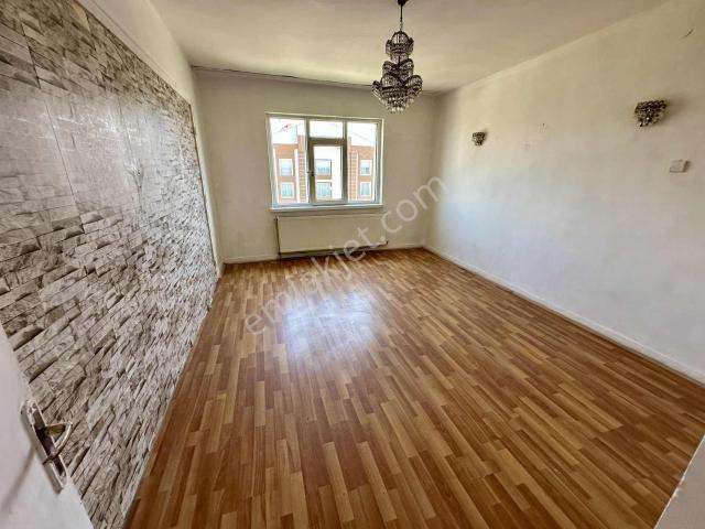 Emlakyumdan Aşıkpaşa Mah.masalpark Karşısı Manzaralı Satılık 3+1