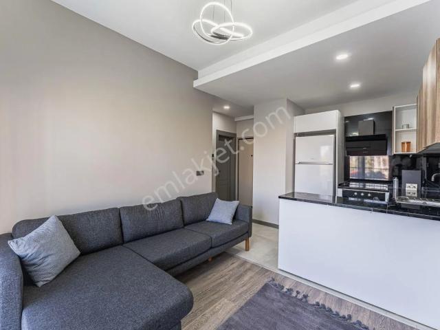 Emlakyap Tan Cross Twıns Te Kiracılı Havuzlu 1+1 Eşyalı Daire