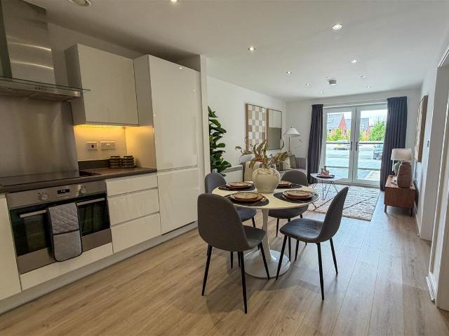 Empyrean, Salford M7, 1 bed flat to rent, £1,090 pcm | PrimeLocation