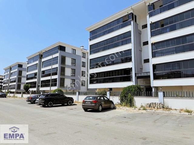 Empa'dan Batıkent Mah. Site İçerisinde 3+1 185m² Lüks Daire
