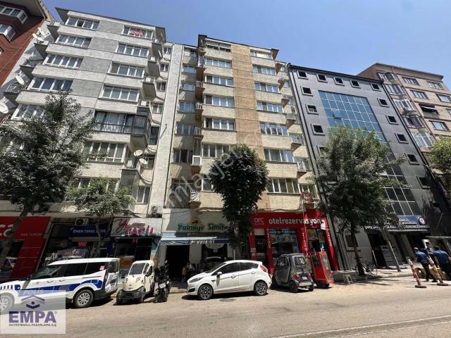 Empa'dan Cengiztopel Cad. 2+1 125m² Bakımlı Kiralık Daire