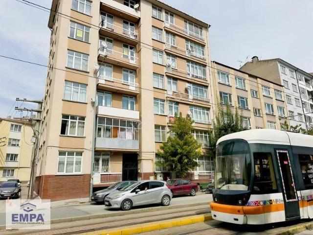 Empa'dan Vişnelik Öğretmenler Bulv. 2+1 125m² Bakımlı Daire