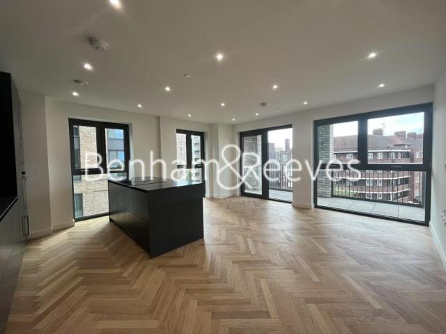 Emperor Point, Dragonfly Walk N4 2 bed apartment to rent £3,200 pcm £738 pw