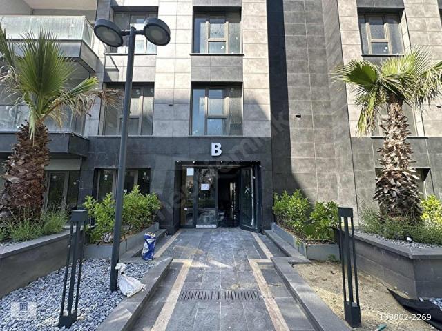EMPİRE BEYLİKDÜZÜ KİRALIK 2+1 KAPALI MUTFAK BÜYÜK TİP 105 M2
