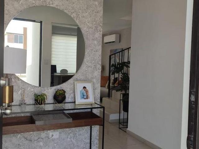 Empieza a llenar de recuerdos tu casa en Fracc. Triana