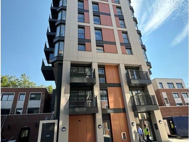 Empire House, London W4, 2 bed flat to rent, £3,150 pcm | PrimeLocation