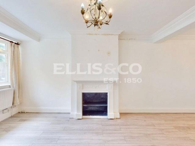 Empire Road, UB6, Greenford