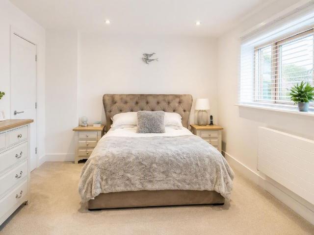 Empire Way, Cardiff CF11, 5 bed property to rent, £2,950 pcm | PrimeLocation