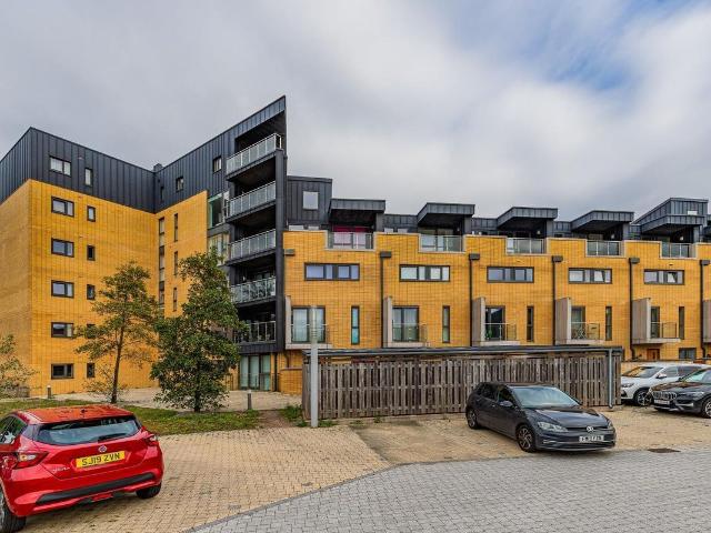 Empire Way, Cardiff CF11, 2 bed flat to rent, £1,200 pcm | PrimeLocation