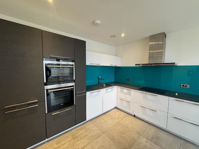 Empire Way, Cardiff CF11, 2 bed flat to rent, £1,350 pcm | PrimeLocation