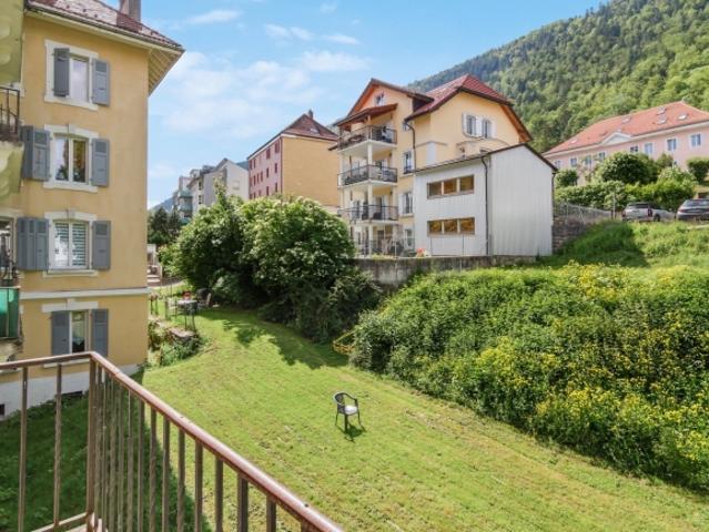 Emplacement idéal balocn spacieux