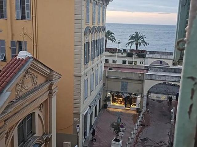 emplacement idéal COUP DE COEUR VIEUX NICE
