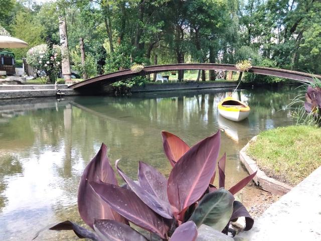 Emplacement Magique sur les Rives de la Charente, Sans Voisi. 184m² Fontclaireau