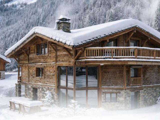 Emplacement RARE! Grand Chalet NEUF de 350 m2 peut être divisé en 3 grands appartements, Télécabine d'Ardent Avoriaz/Morzine, France
