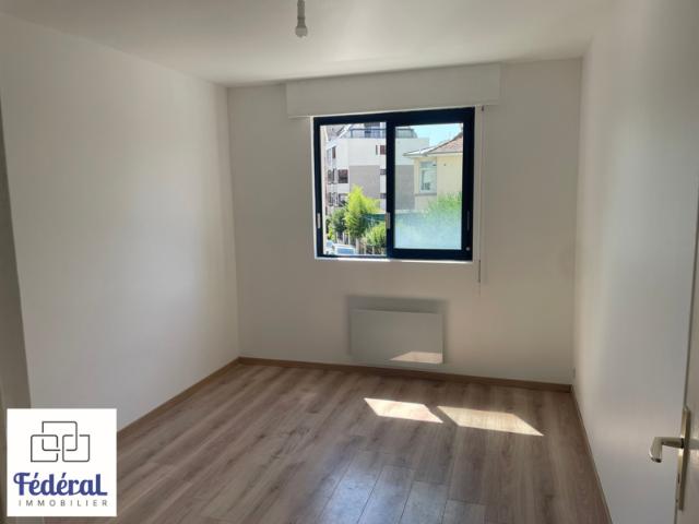Quartier Conseil de l 'Europe Grand F3 77,05m2 + poss Garag