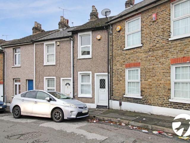 Empress Road, Gravesend, Kent DA12, 2 bed terraced house to rent, £1,350 pcm | PrimeLocation