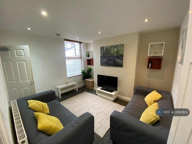 Empress Road, Kensington, Liverpool, L7 5 bed terraced house to rent £468 pcm £108 pw