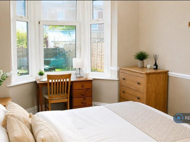 Empshott Road, Southsea, PO4 1 bed in a house share to rent £547 pcm £126 pw